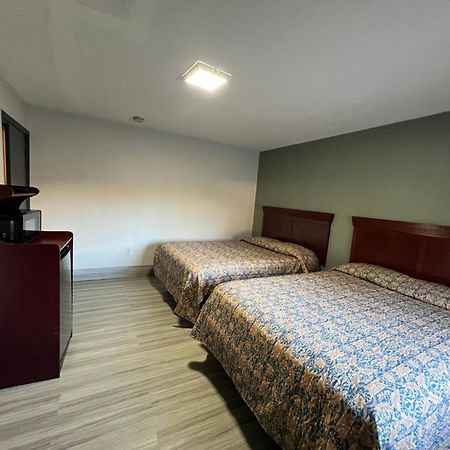 קווינסי Comfort Stay Inn מראה חיצוני תמונה